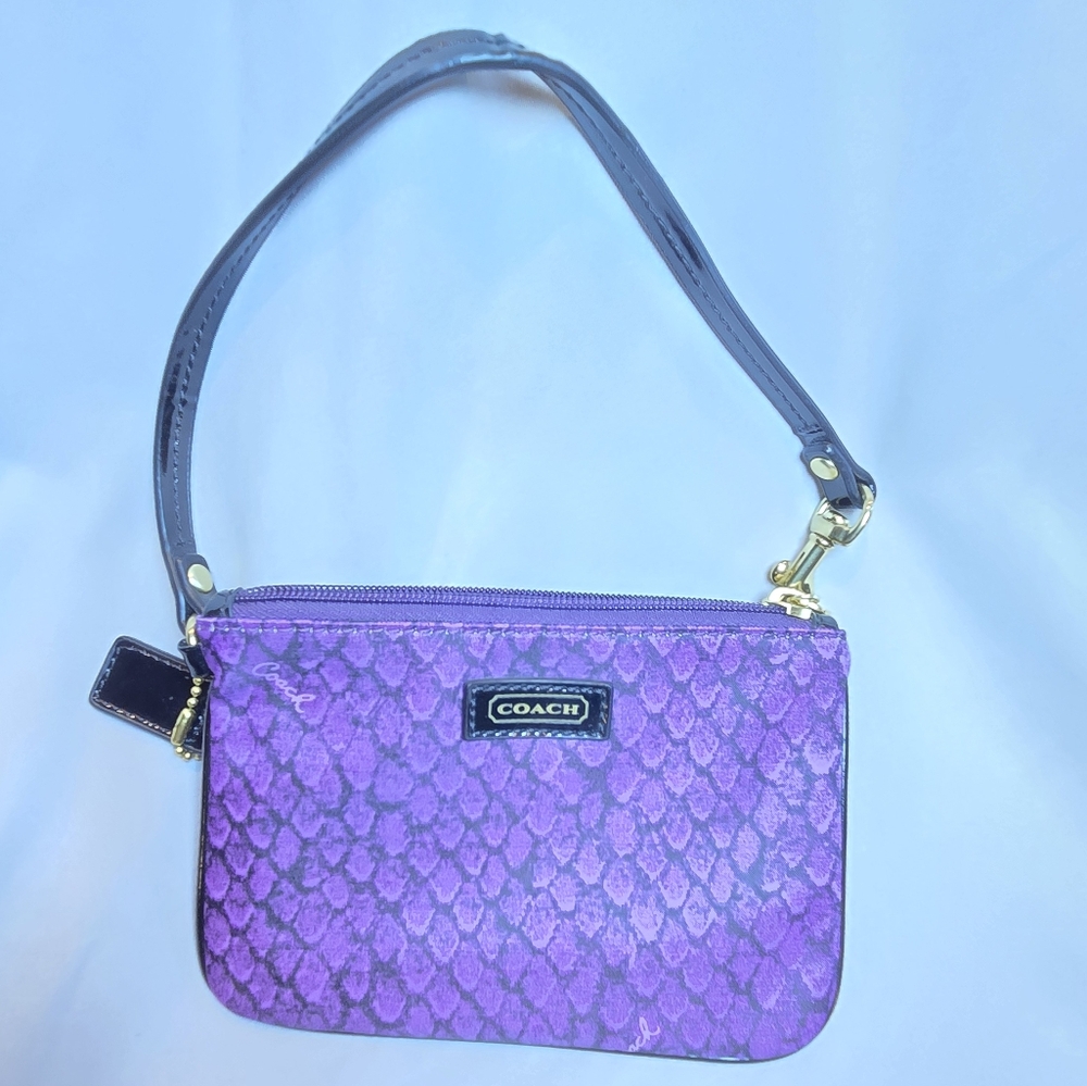 Coach Purple Snakeskin-Print Wristlet with Dark Handle used once